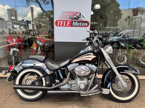 HARLEY-DAVIDSON SOFTAIL HERITAGE CUSTOM 